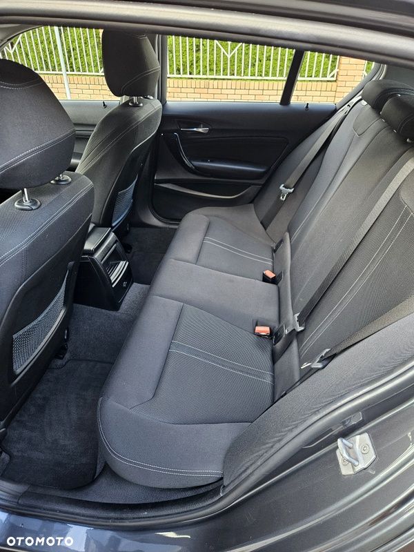 BMW Seria 1 116d Sport Line - 10