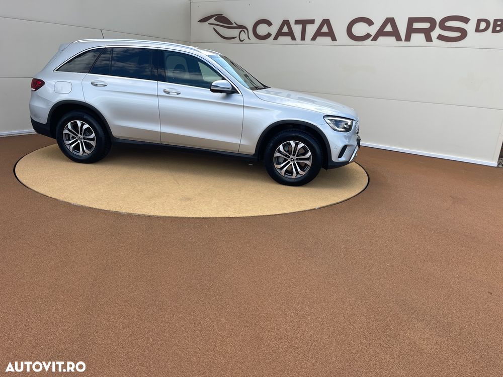 Mercedes-Benz GLC 300 d 4MATIC 9G-TRONIC - 18