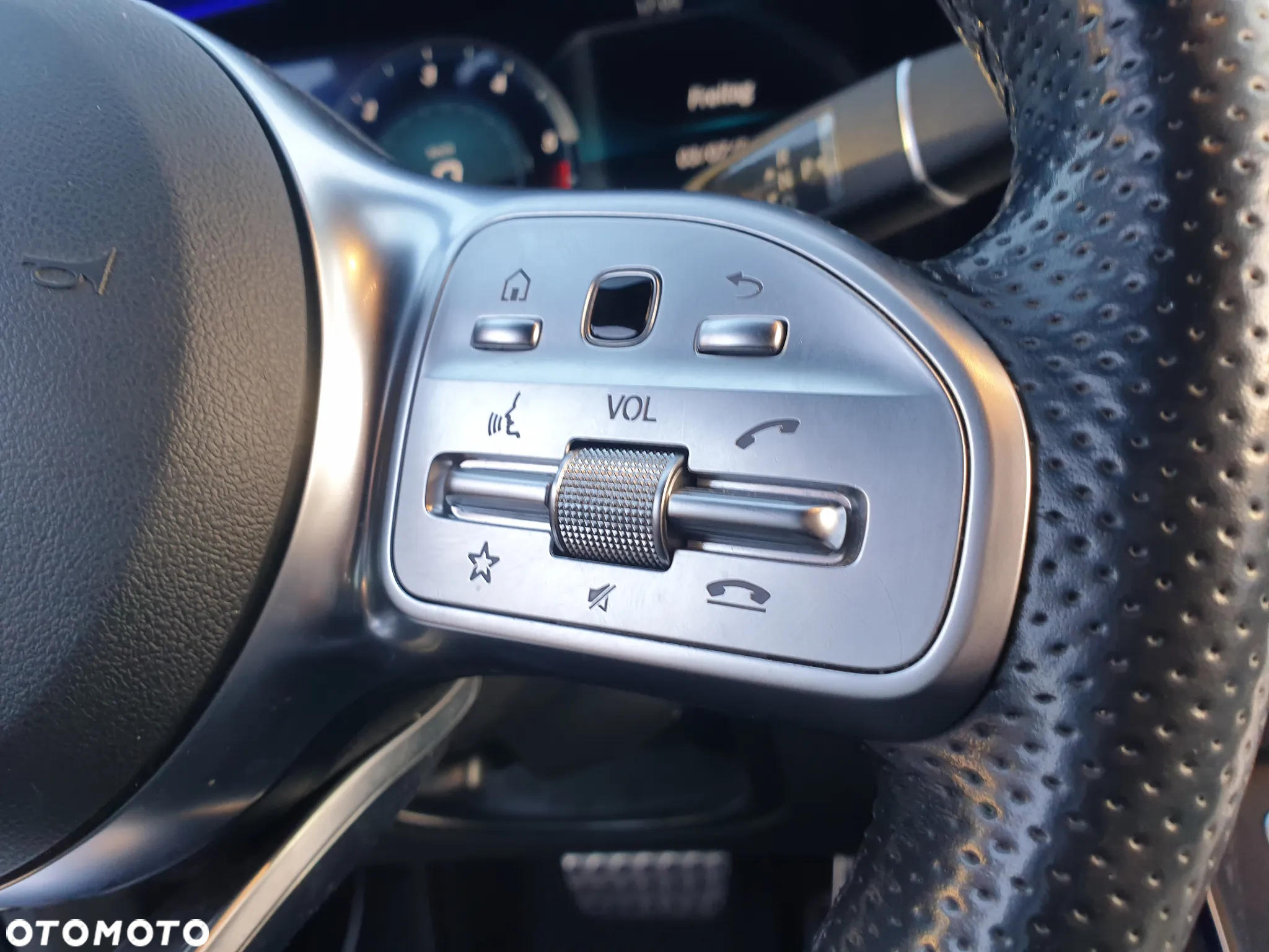 Mercedes-Benz Klasa E 400 d 4-Matic 9G-TRONIC - 12