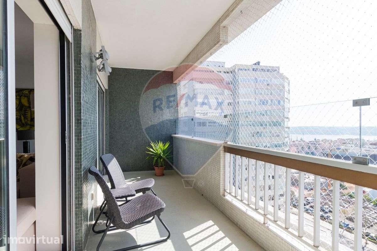 Apartamento T5 para venda - Grande imagem: 2/16