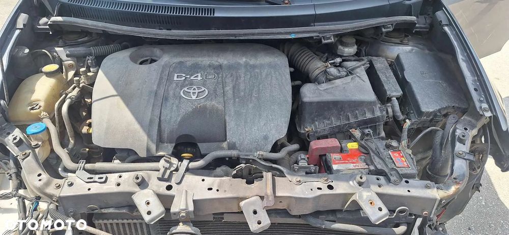 Toyota AURIS I 1,4D4D chłodnica wody - 1