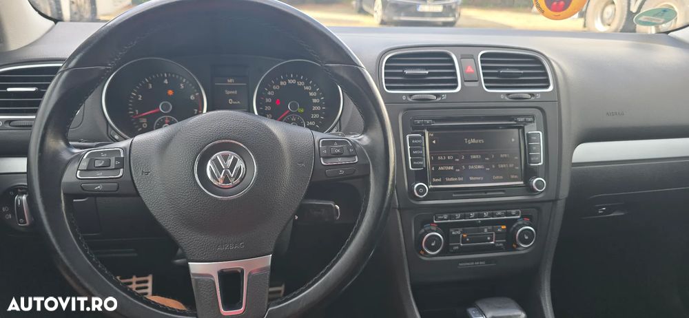 Volkswagen Golf 1.4 TSI DSG Individual - 18