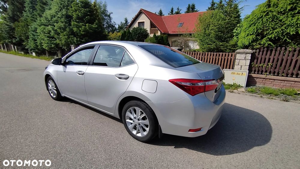 Toyota Corolla 1.6 Premium MS - 8