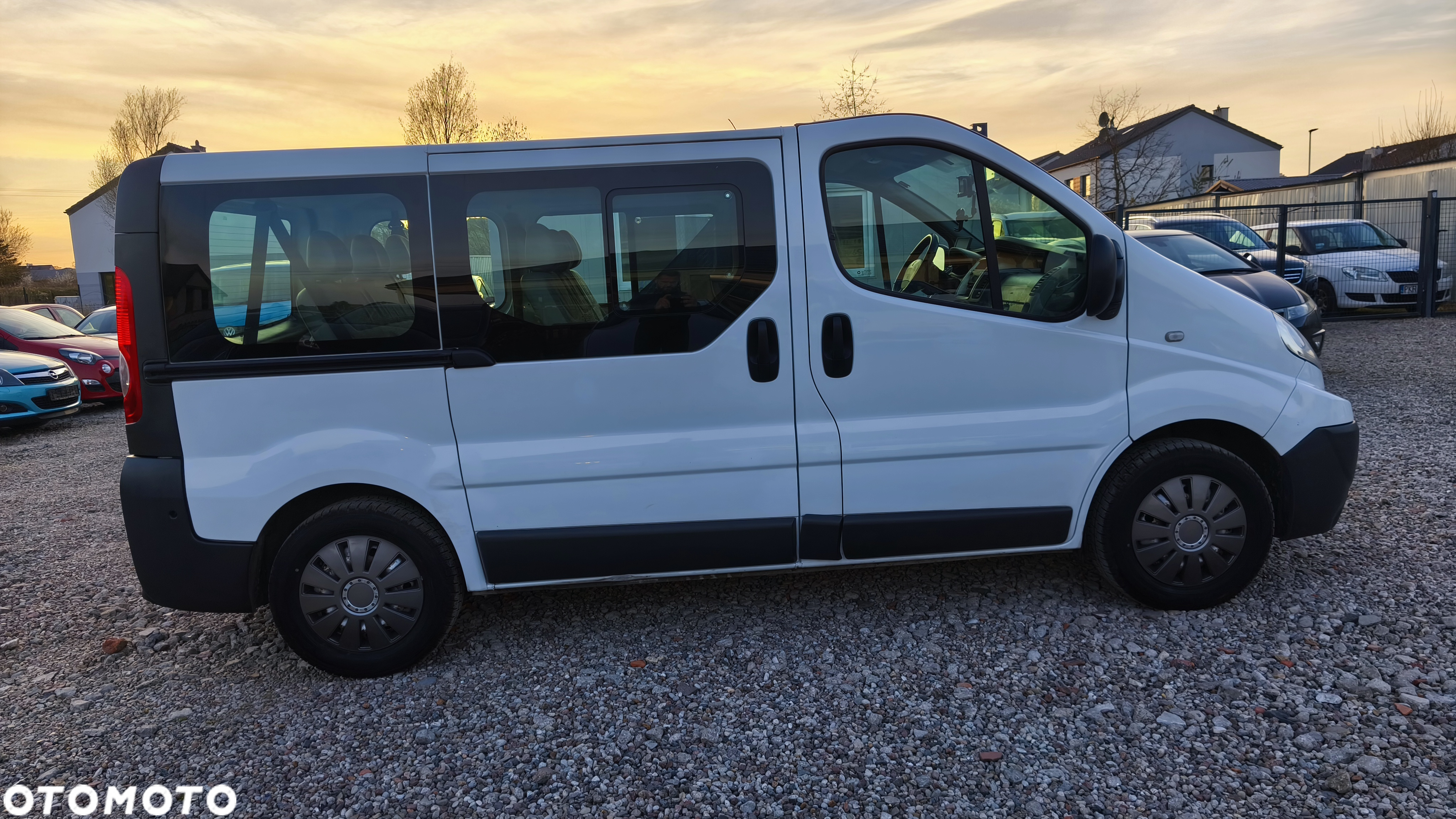 Renault Trafic - 6