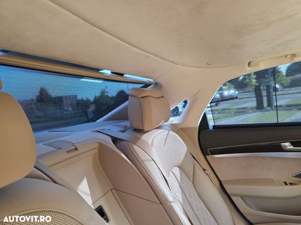 Audi S8 4.0 TFSI quattro Tiptronic - 13