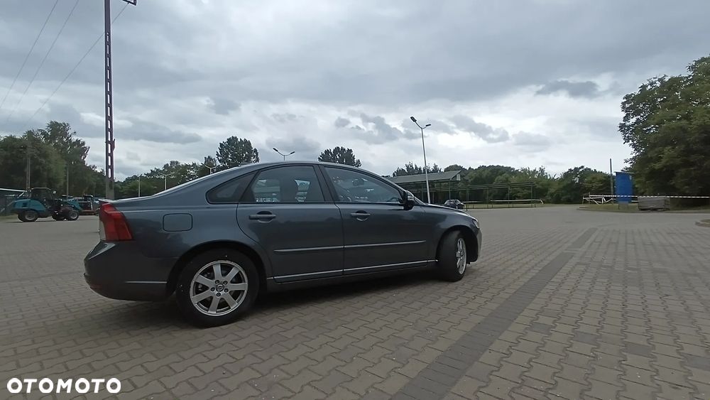 Volvo S40 1.6D DRIVe Momentum Start-Stop - 13