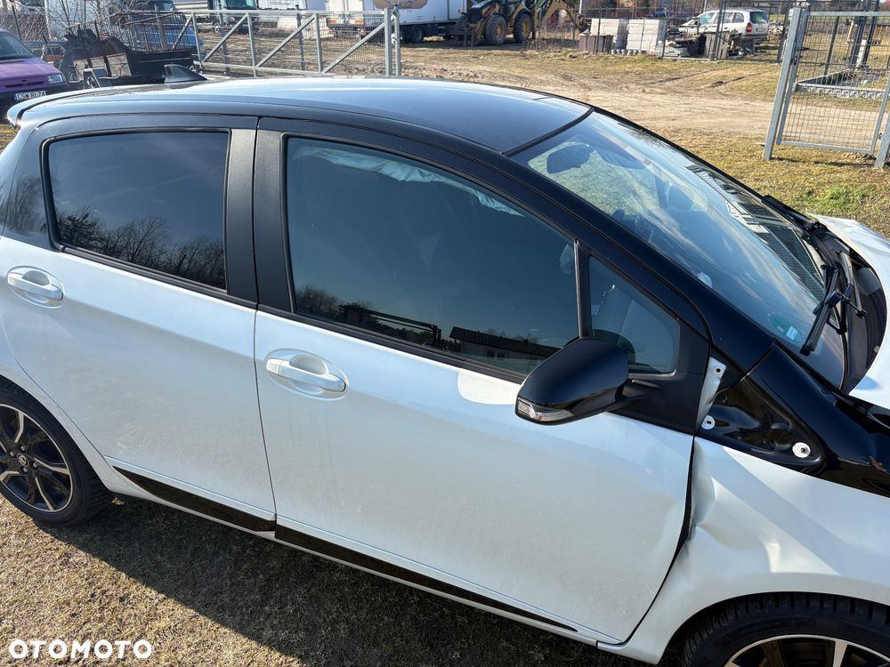 Toyota Yaris 1,5-Dual-VVT-iE Selection - 27