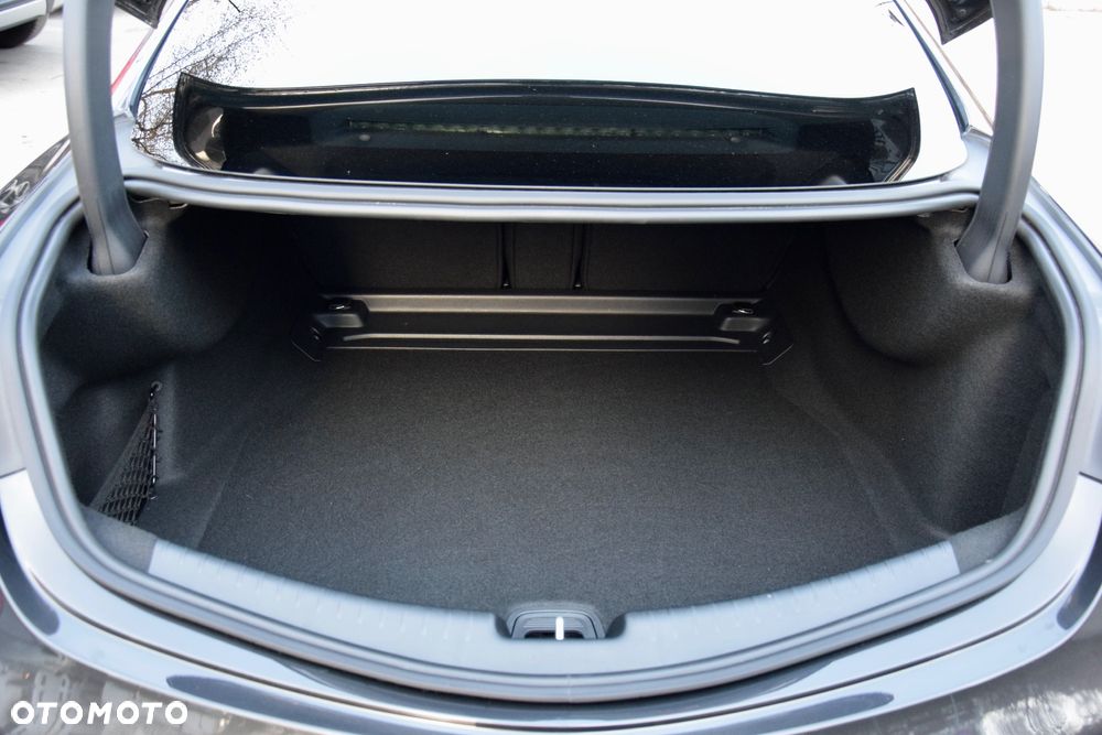 Mercedes-Benz CLE 300 4Matic 9G-TRONIC Edition AMG Line - 17