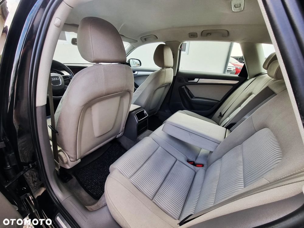 Audi A4 Avant 2.0 TDI - 15