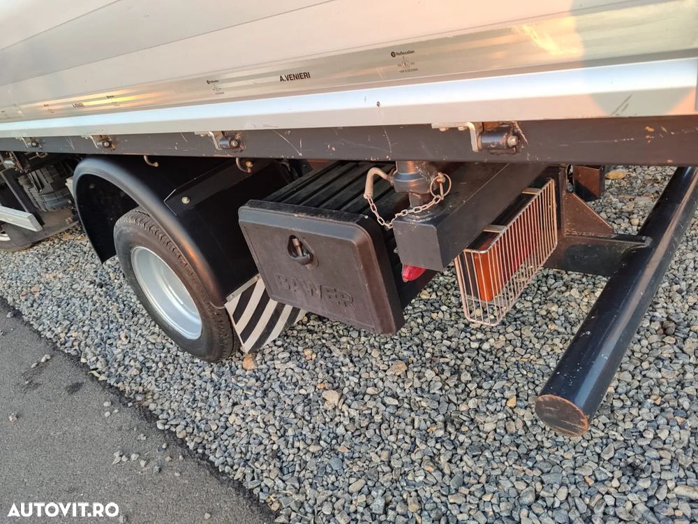 Nissan Atleon 3.5t - 6