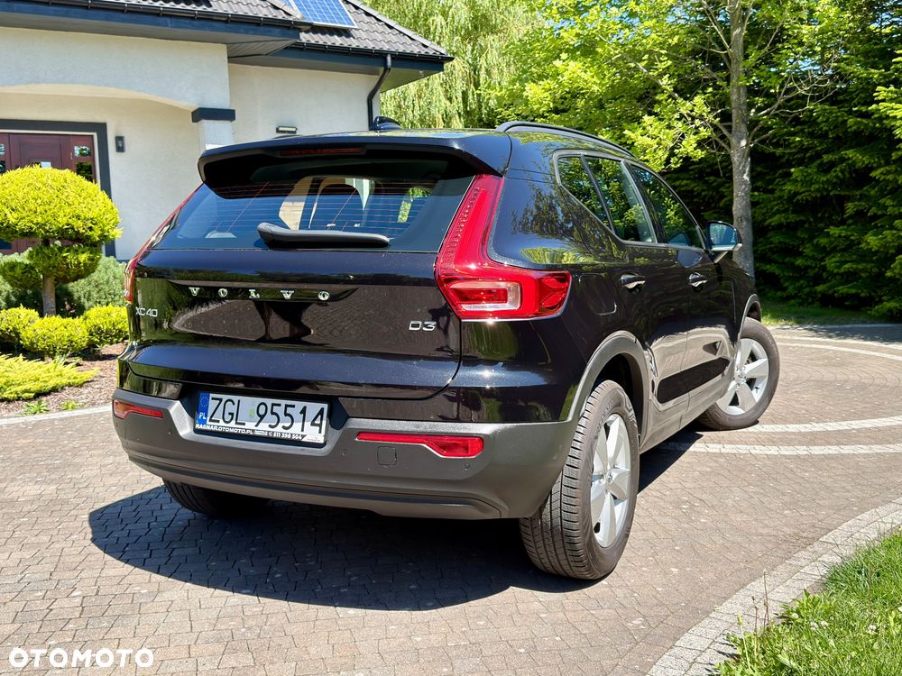 Volvo XC 40 D3 Momentum - 4