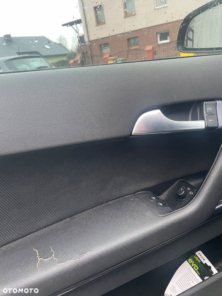 Audi A3 3-drzwiowe 2.0 TDI Ambition DSG - 12