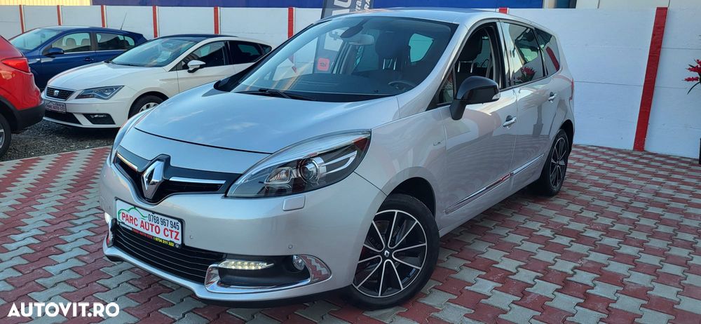 Renault Grand Scenic - 10