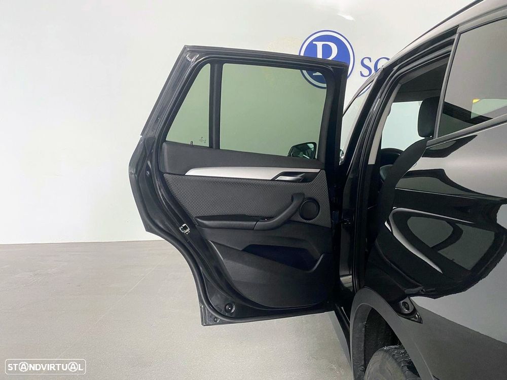 BMW X1 18 d sDrive Auto - 9
