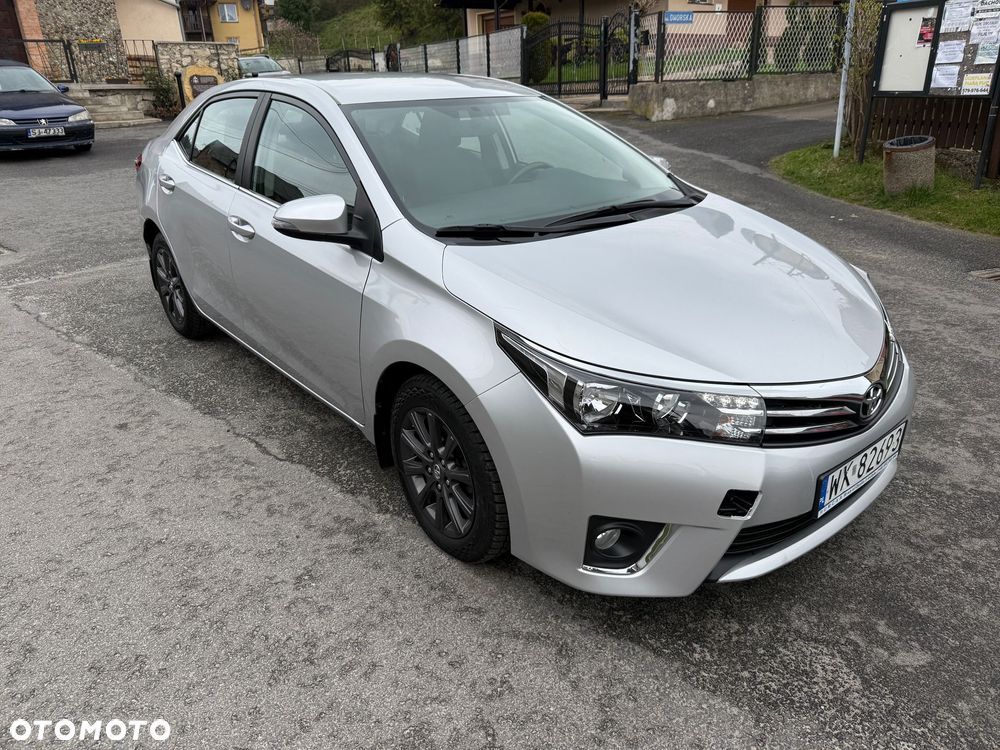 Toyota Corolla 1.6 Premium - 2
