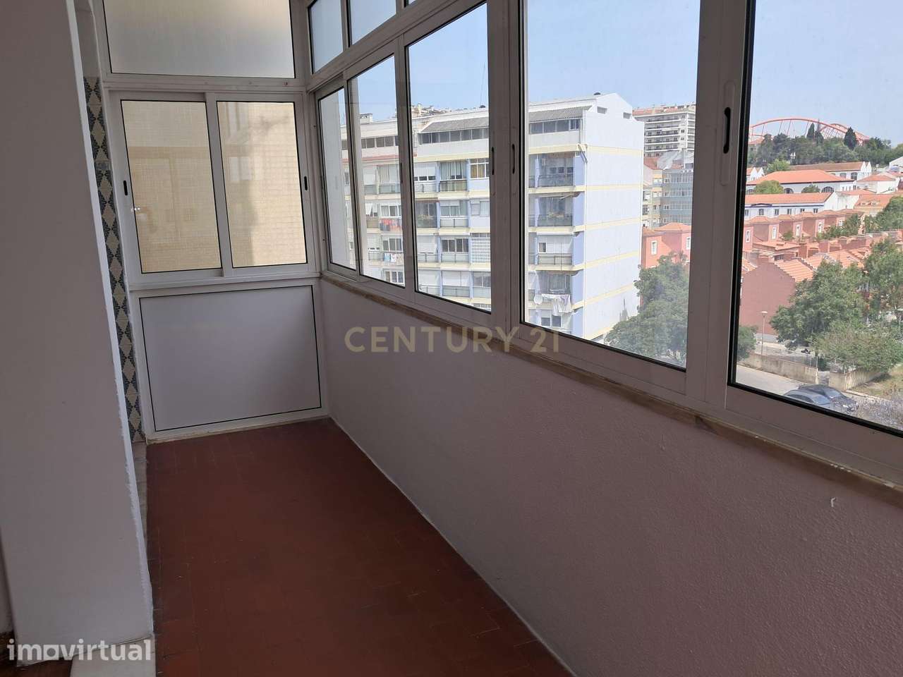Apartamento T3 para arrendar – Entrada imediata - em Lisboa/ Benfica - Grande imagem: 3/14