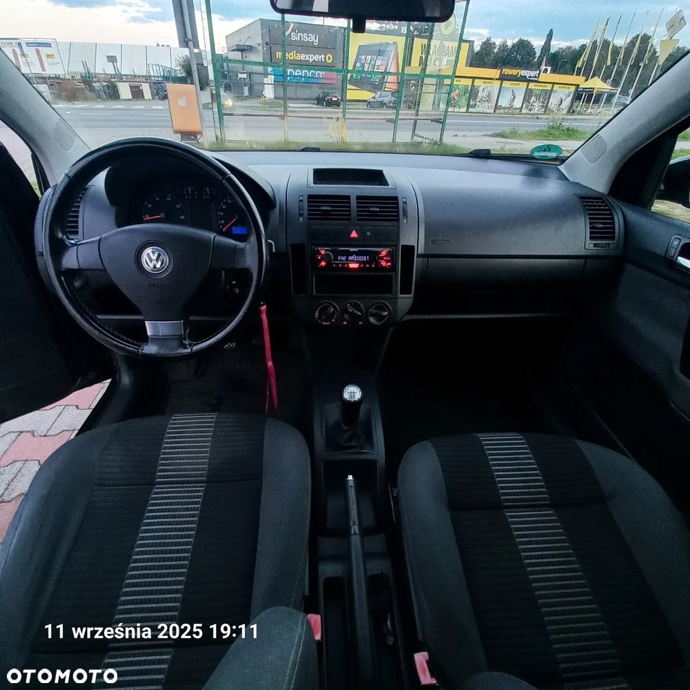Volkswagen Polo - 7
