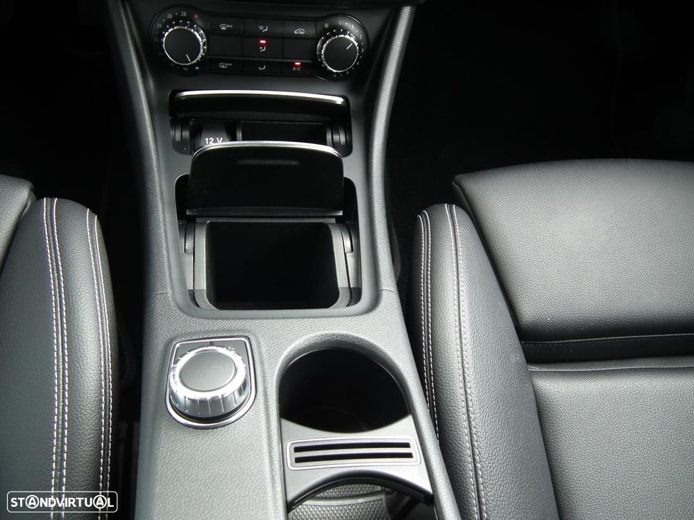 Mercedes-Benz CLA 200 d Shooting Brake AMG Line Aut. - 37