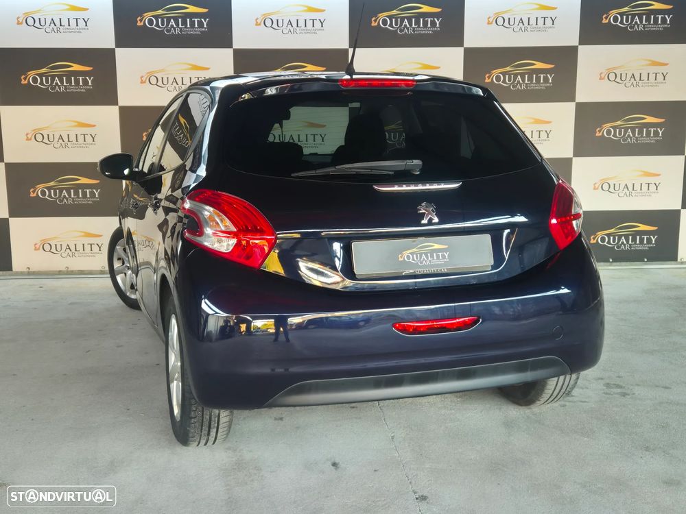 Peugeot 208 1.4 HDi SE Style - 10