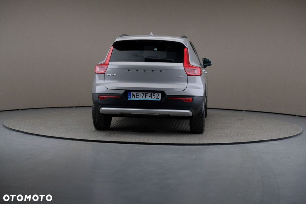 Volvo XC 40 - 5