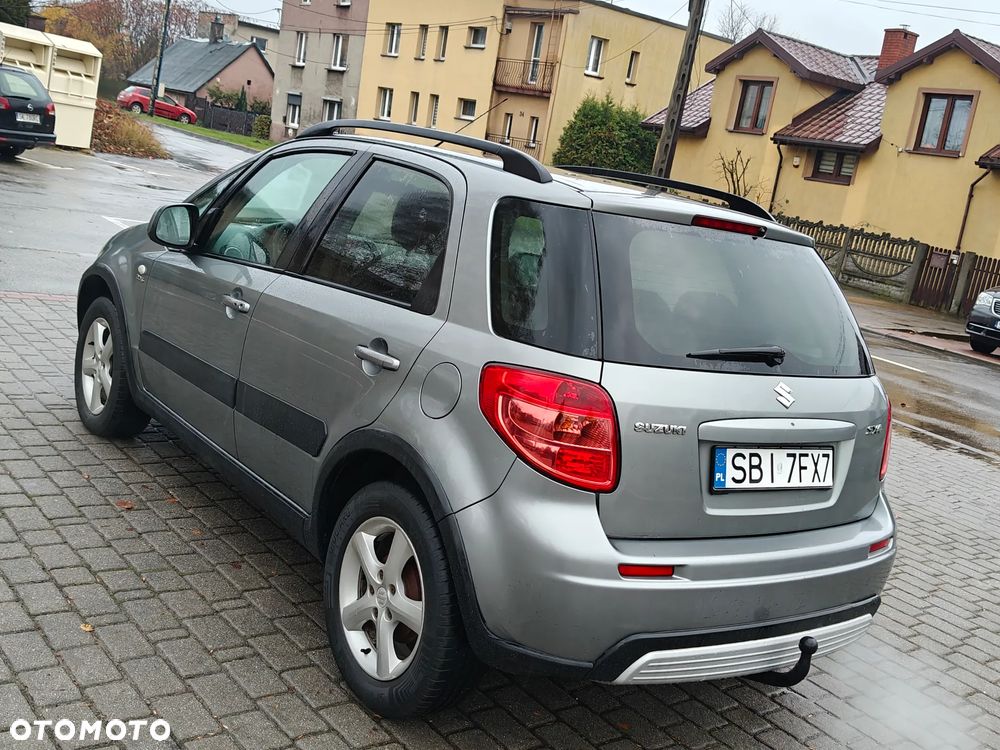 Suzuki SX4 1.9 DDiS DPF 4x2 Comfort - 33