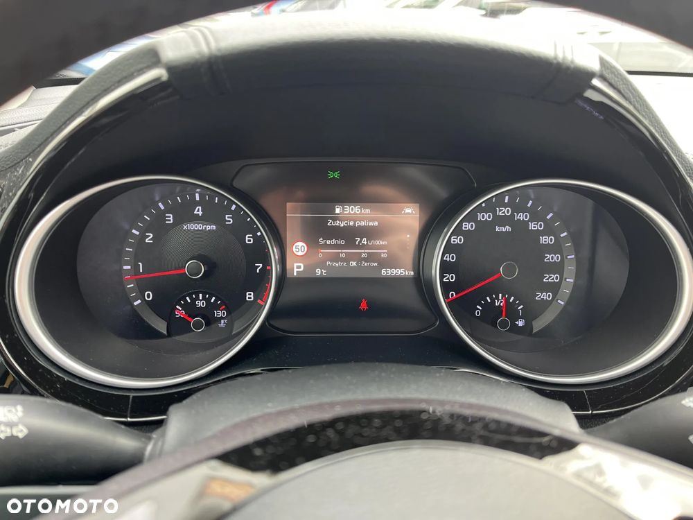 Kia XCeed 1.5 T-GDI Business Line DCT - 14