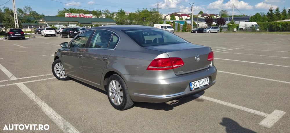 Volkswagen Passat 2.0 TDI BlueMotion Tehnology DSG Comfortline - 4