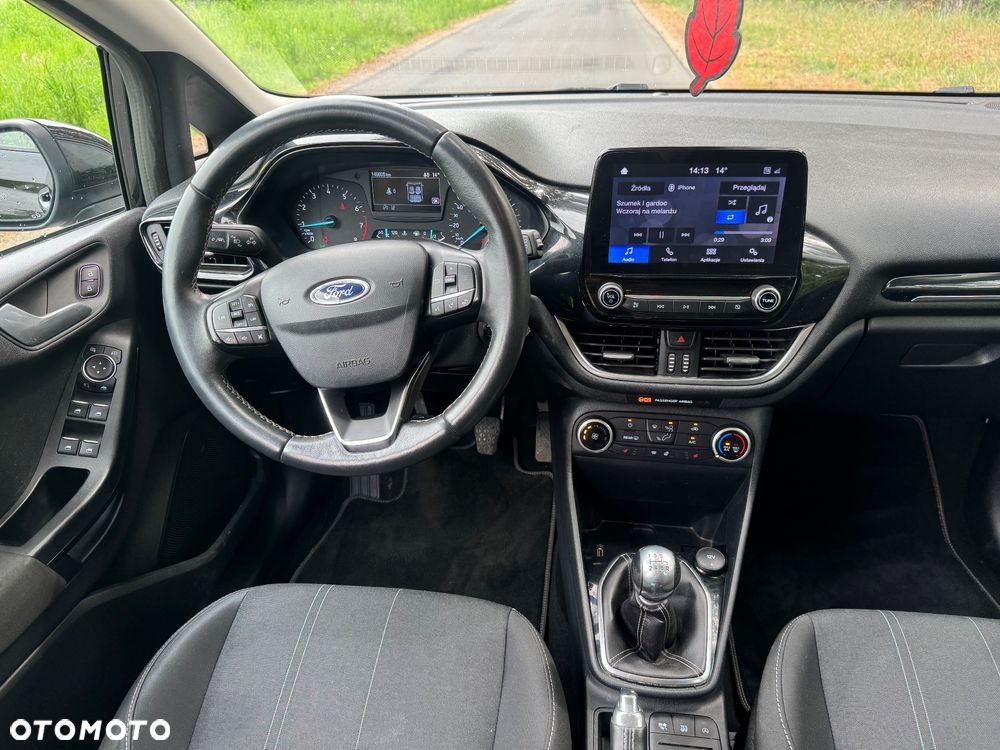 Ford Fiesta 1.0 EcoBoost S&S TITANIUM - 24