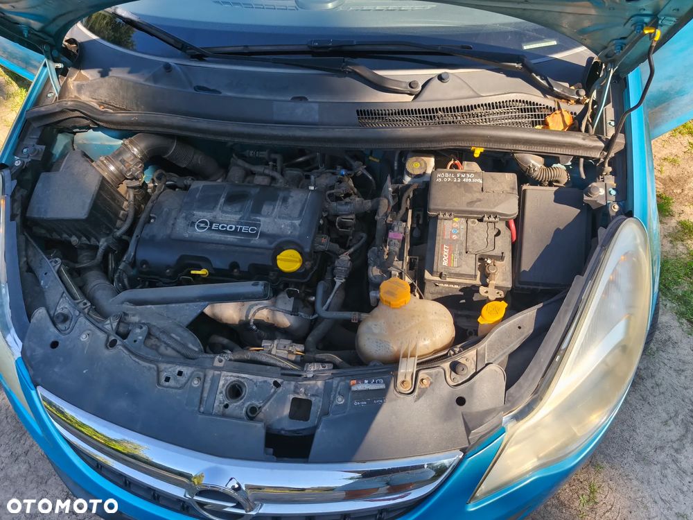 Opel Corsa 1.2 16V Enjoy - 15