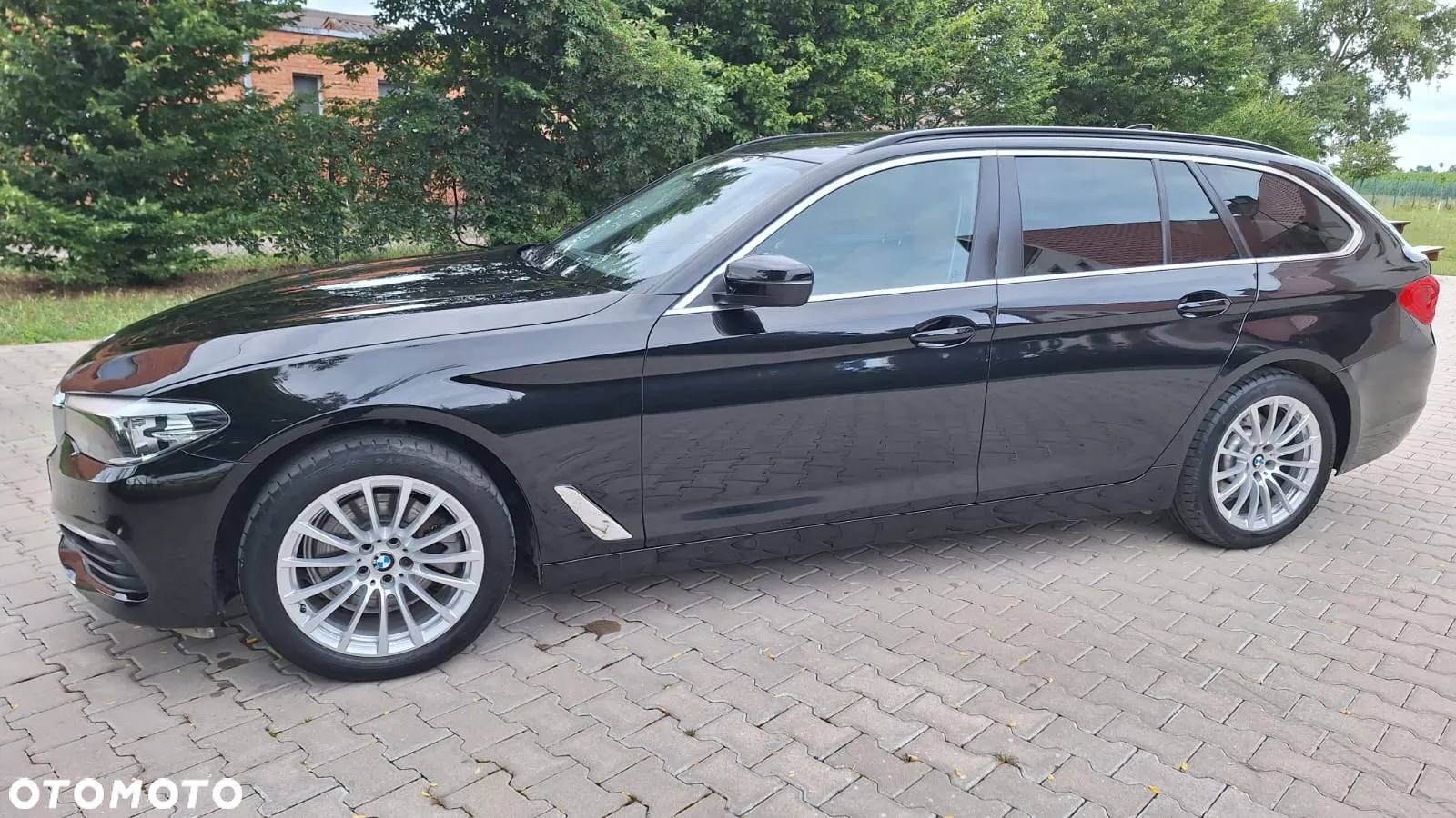 BMW Seria 5 520d Touring - 3