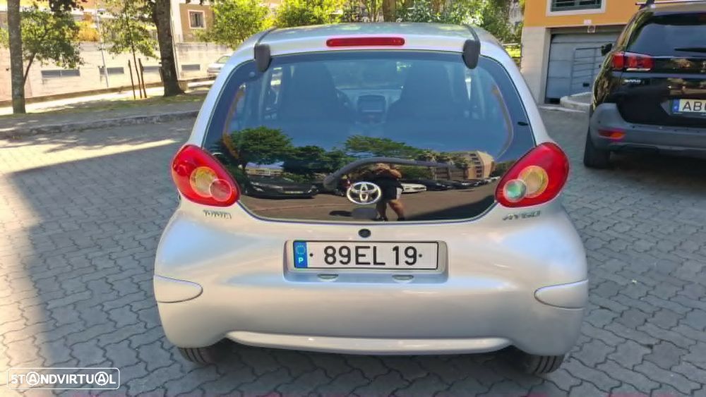 Toyota Aygo 1.0 + AC - 6