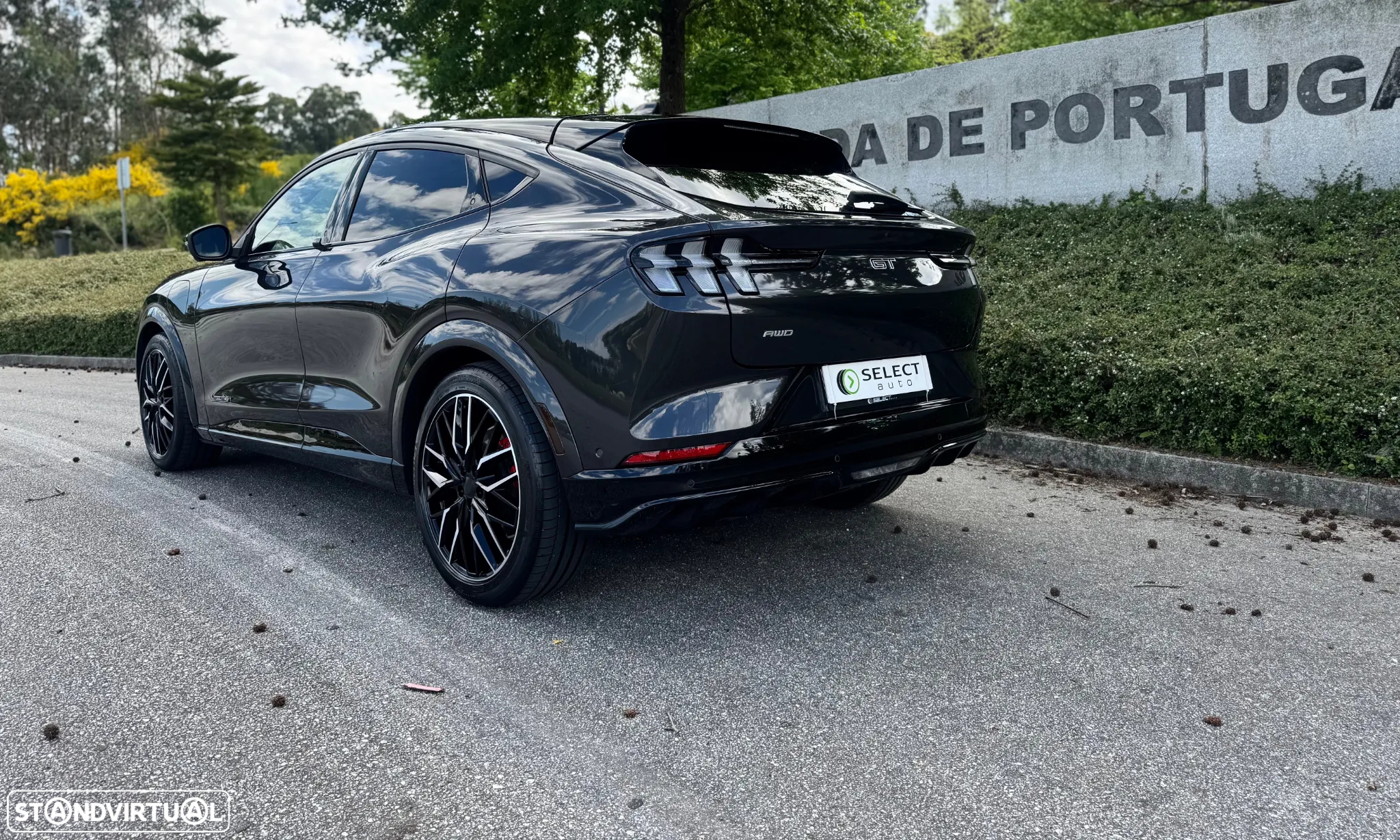 Ford Mustang Mach-E 98.7 kWh GT AWD - 13