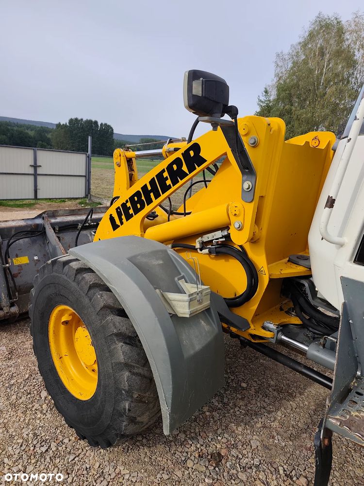 Liebherr L509/Stereo/Łyżka Szczęka+Paleciak/Oryginał/2008Rok/ - 4