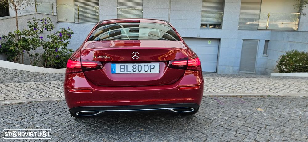 Mercedes-Benz A 250 Limousine e 8G-DCT Entry - 10