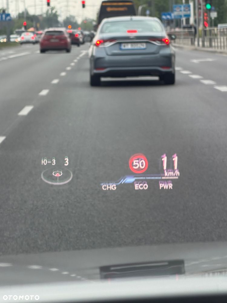 Lexus ES 300h F Sport - 12