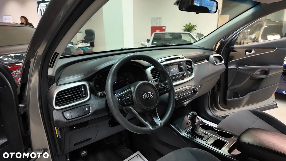 Kia Sorento - 24