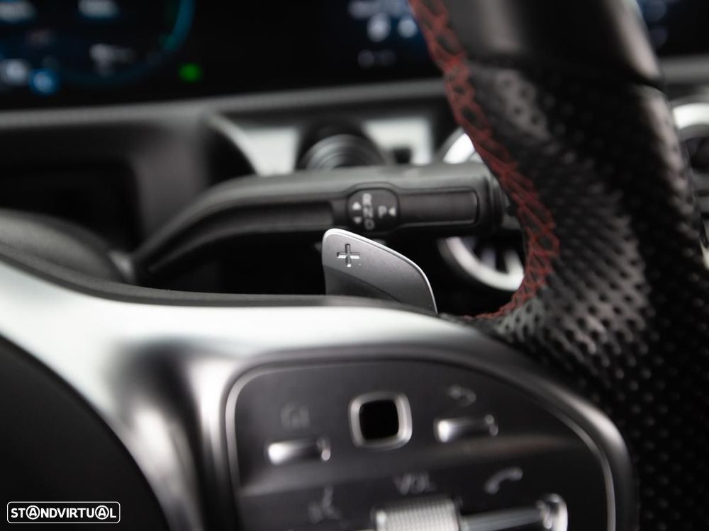 Mercedes-Benz A 250 Limousine - 16