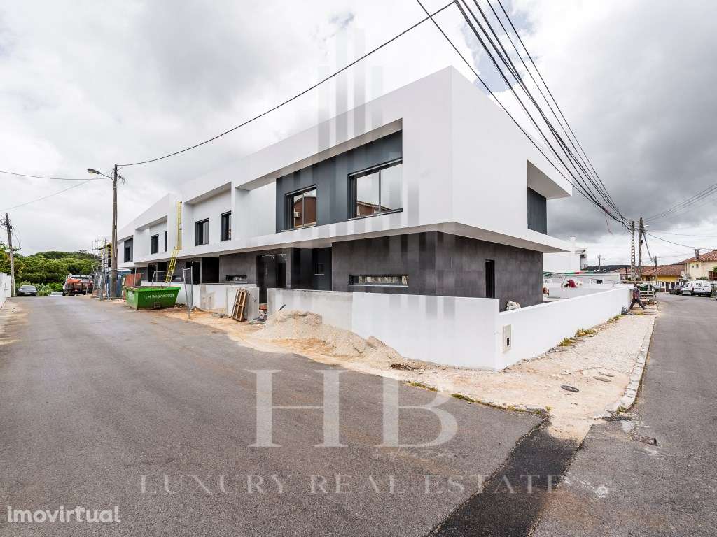 MoradiaT4 Geminada com Piscina | Fanqueiro | Loures - Grande imagem: 5/49