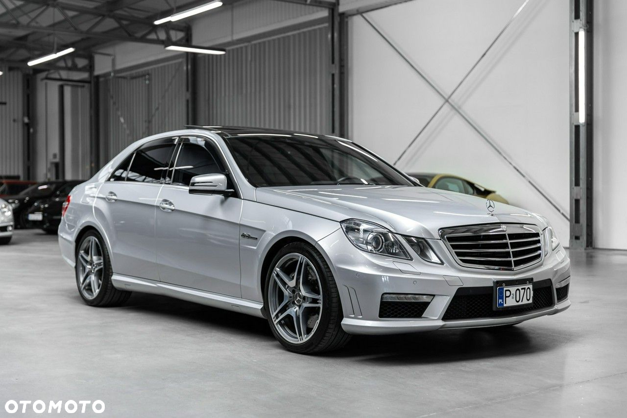 Mercedes-Benz Klasa E 63 AMG AMG Speedshift 7G-MCT - 11