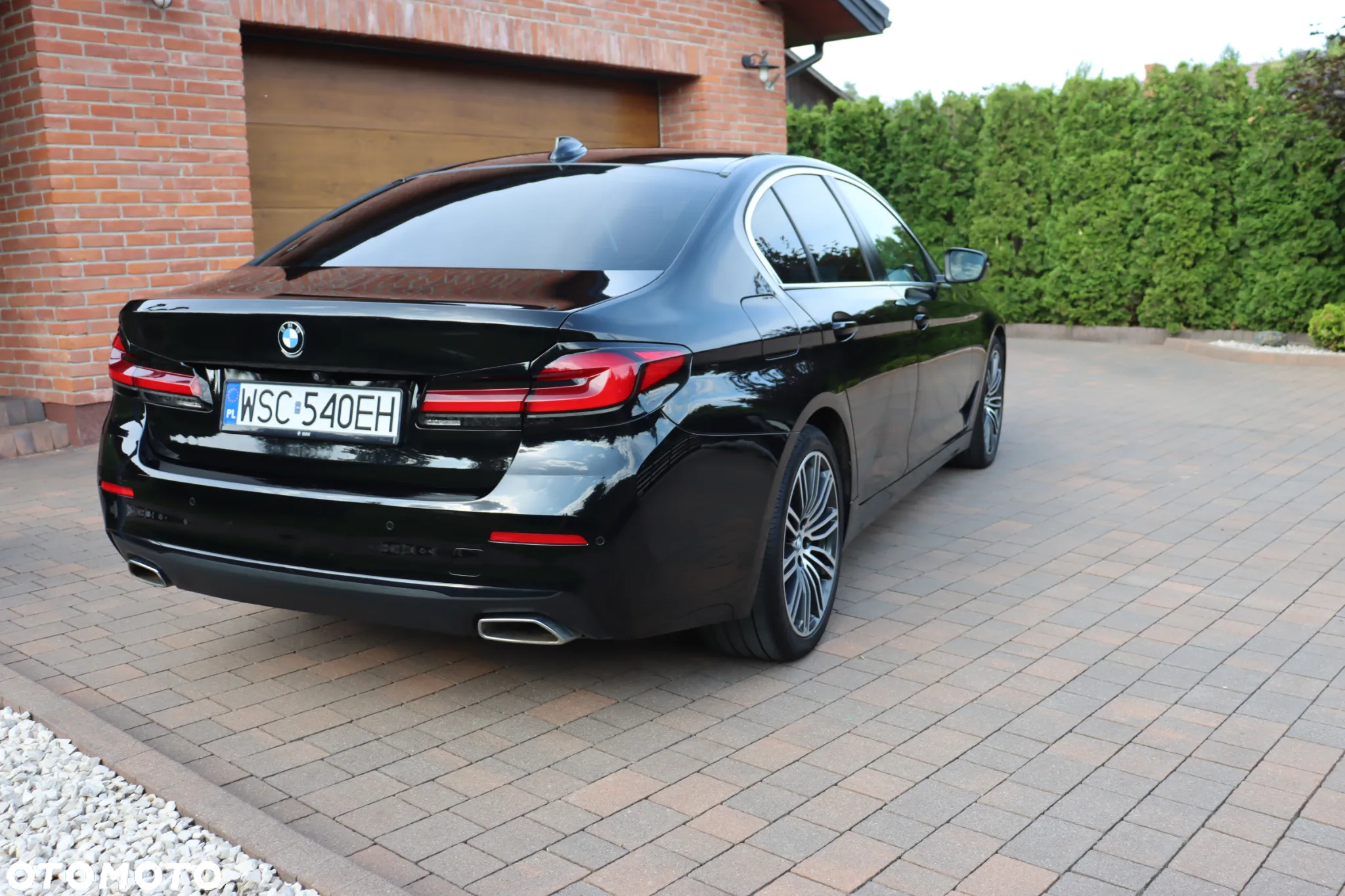 BMW Seria 5 518d Luxury Line sport - 4