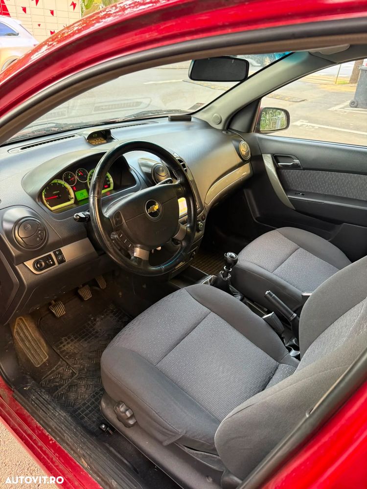 Chevrolet Aveo - 7