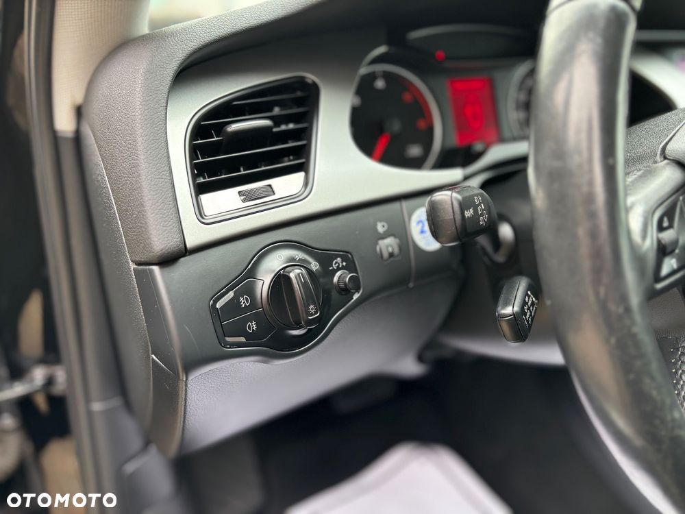 Audi A4 Avant 2.0 TDI DPF multitronic Ambiente - 16