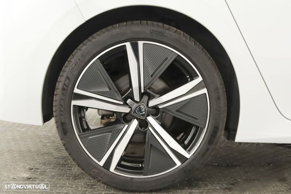 Peugeot 308 1.2 PureTech GT EAT8 - 5
