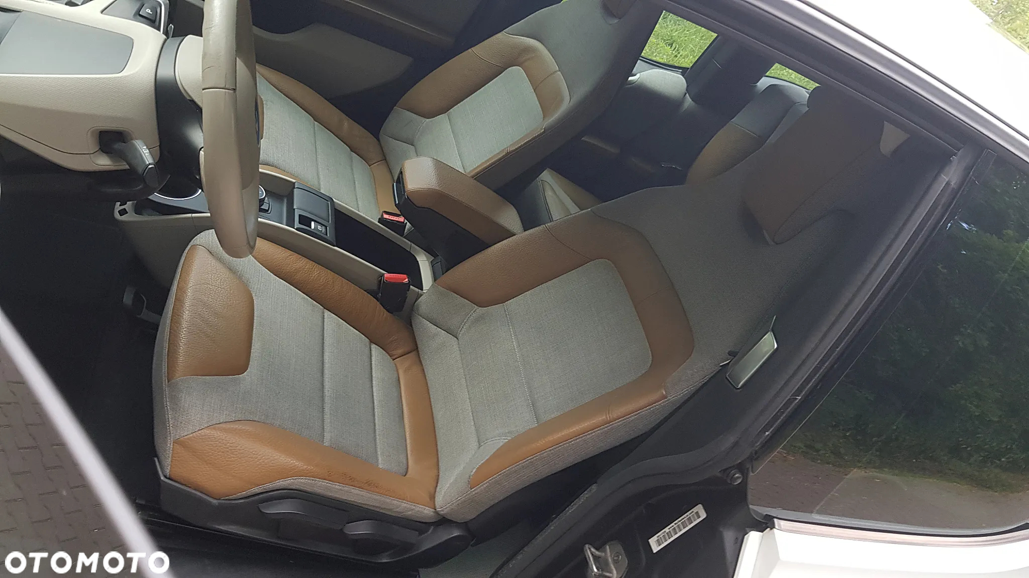 BMW i3 (Range Extender) - 8