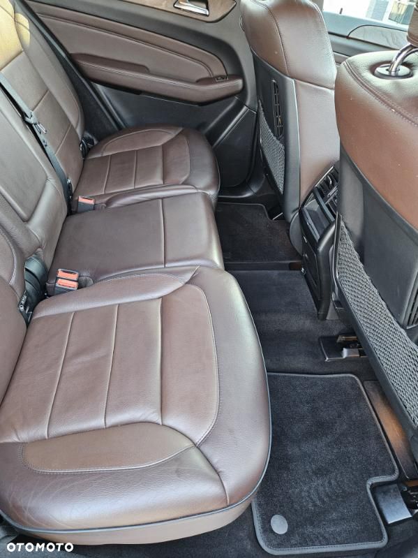 Mercedes-Benz ML - 7