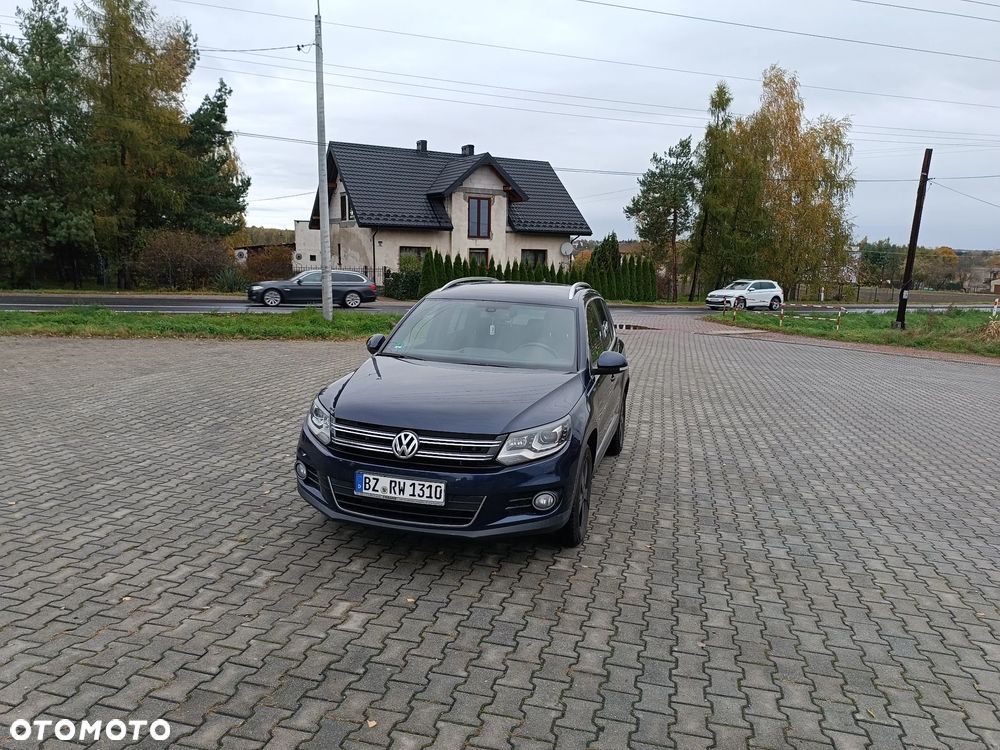 Volkswagen Tiguan 2.0 TDI DPF BlueMotion Technology Lounge Sport & Style - 2