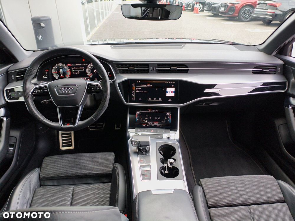 Audi A6 Avant - 16