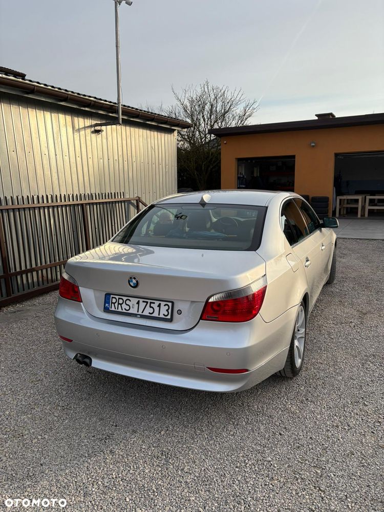 BMW Seria 5 525d - 6