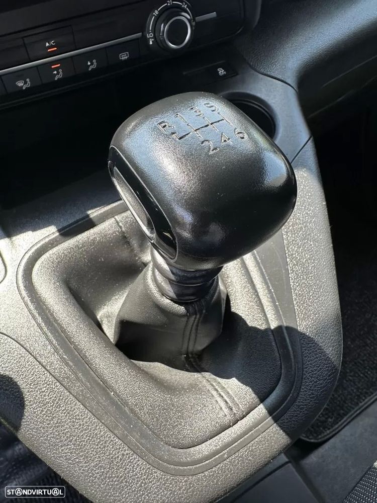 Peugeot partner 1.5 hdi 3 lugares - 30