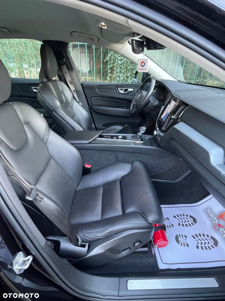 Volvo XC 60 D4 Geartronic Momentum - 26